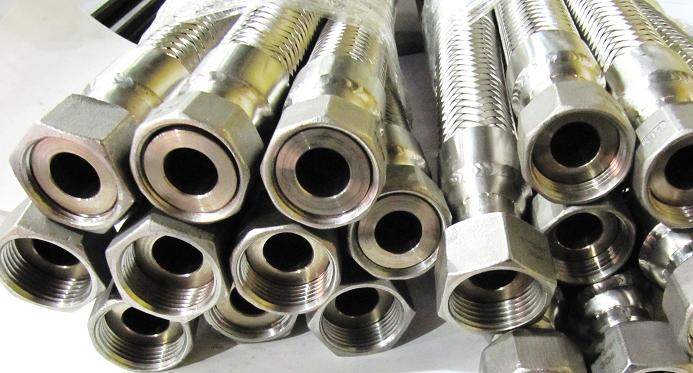 Металлорукав РВД рукав высокого давления вр внутренняя резьба накидная гайка под плоскую прокладку из нержавеющей стали.